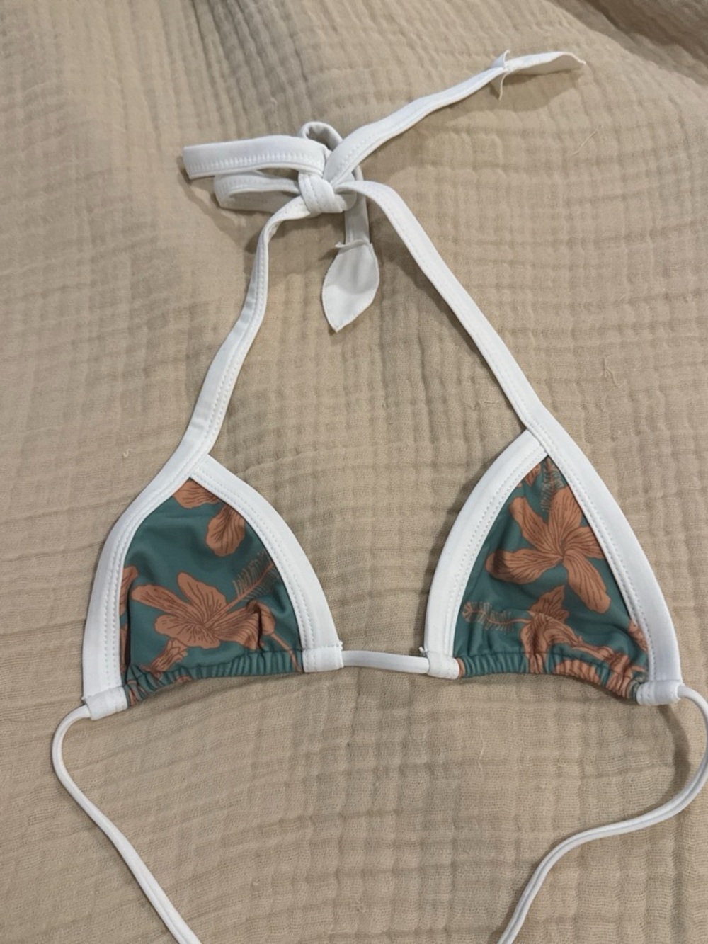 Benoa Swim petite tropics Maya top